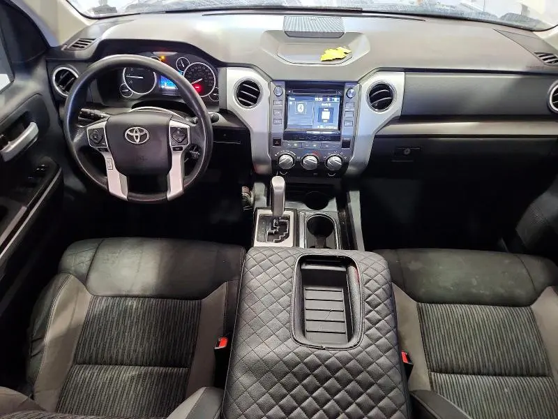 2016 TOYOTA TUNDRA   