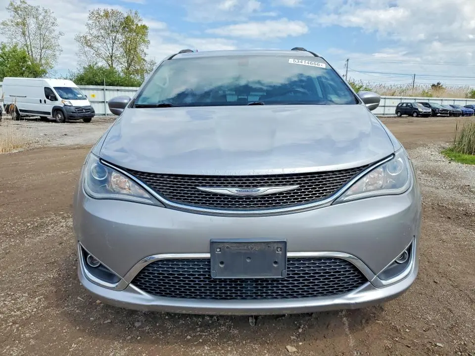 2017 CHRYSLER PACIFICA TOURING L  