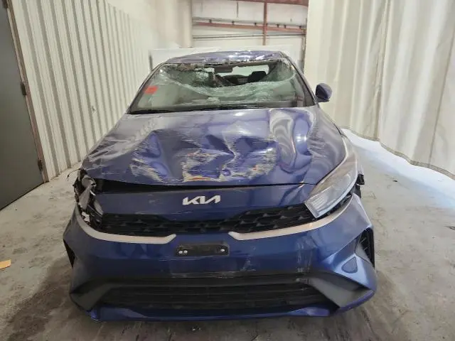 2024 KIA FORTE LX  
