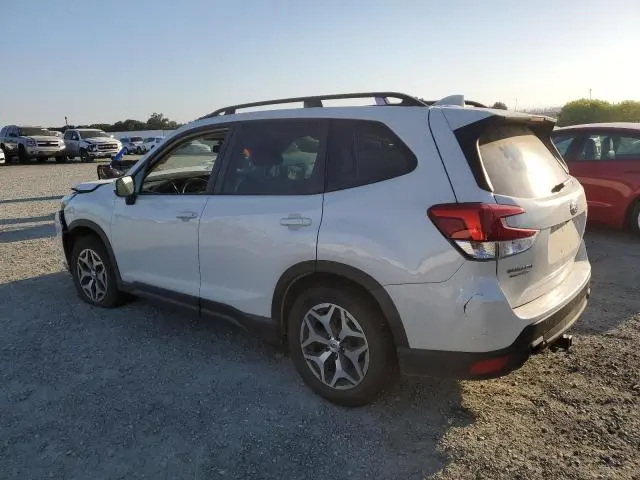 2022 SUBARU FORESTER PREMIUM  