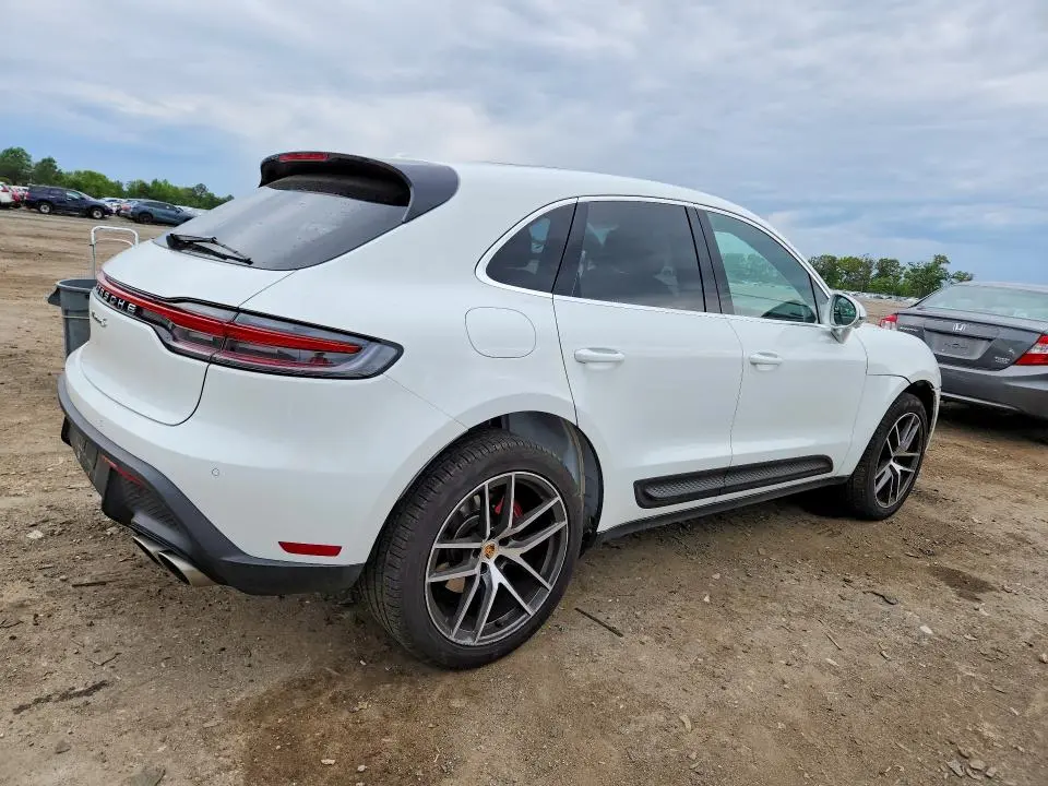 2022 PORSCHE MACAN S  