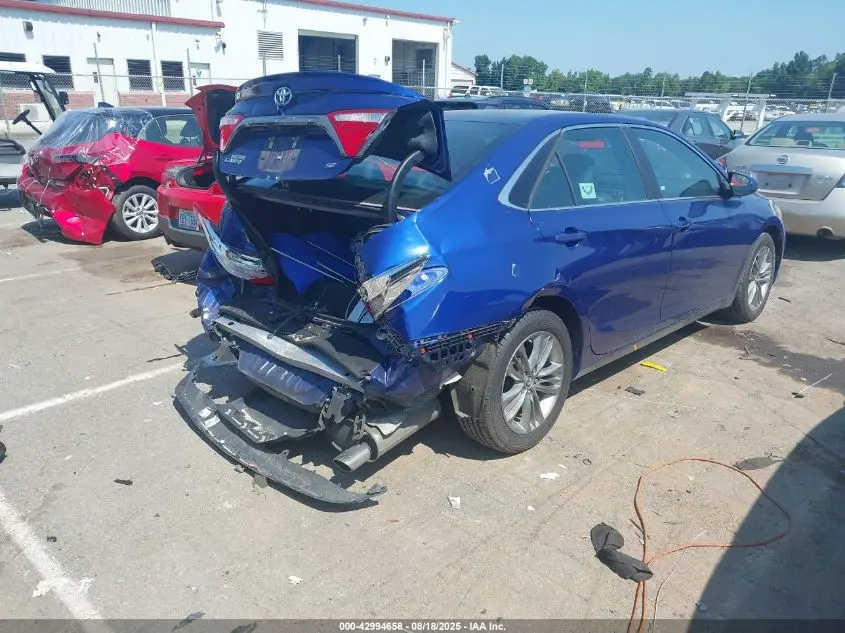 2016 TOYOTA CAMRY SE