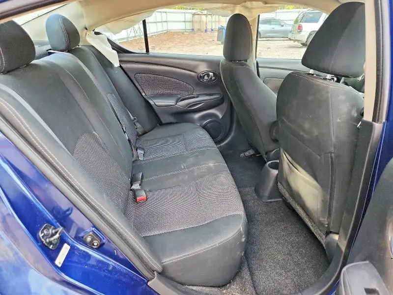 2019 NISSAN VERSA SV  