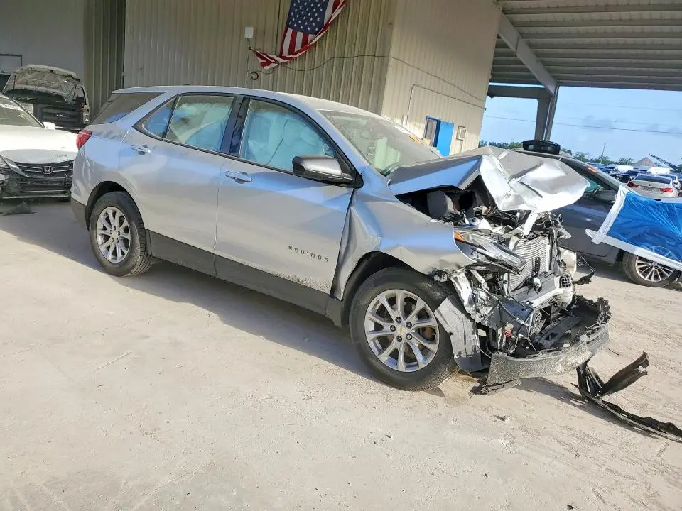 2018 CHEVROLET EQUINOX LS  