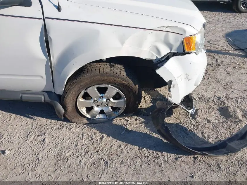 2012 FORD ESCAPE LIMITED