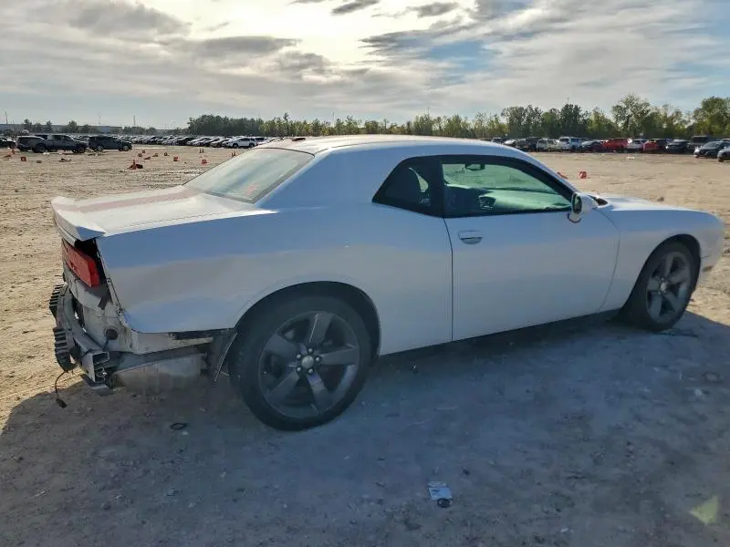 2014 DODGE CHALLENGER SXT  