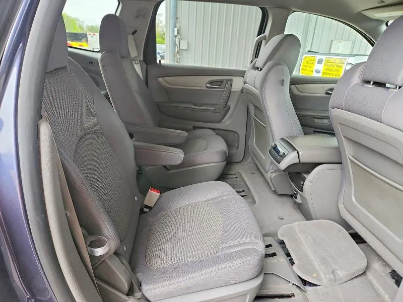 2014 CHEVROLET TRAVERSE LT  