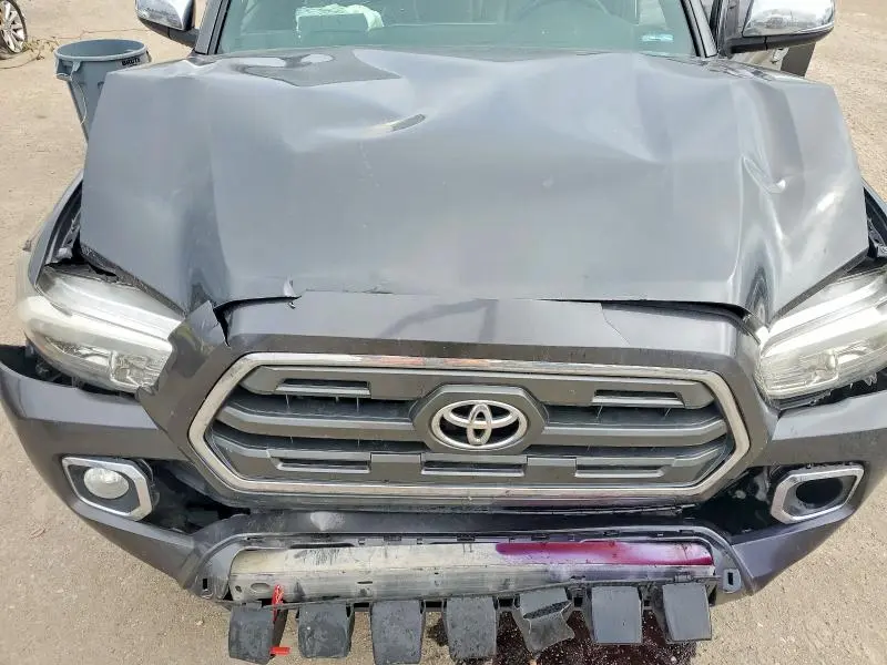 2017 TOYOTA TACOMA LIMITED  