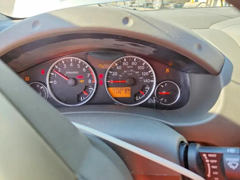 2012 NISSAN FRONTIER S  