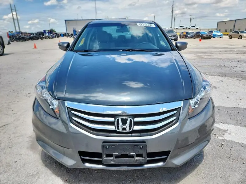 2011 HONDA ACCORD LX  