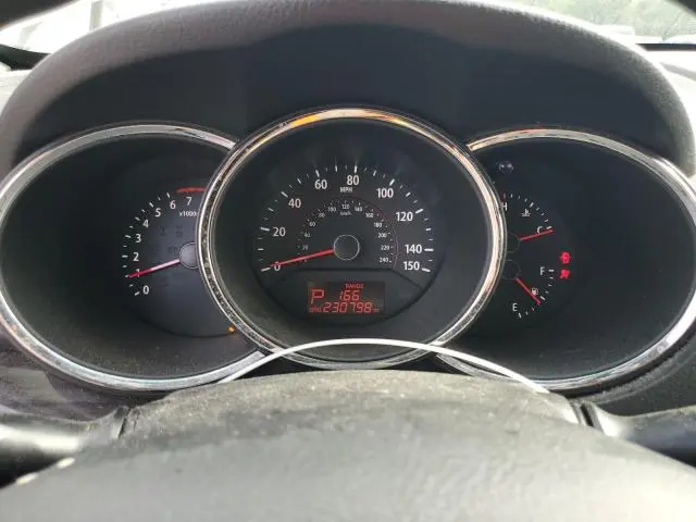 2011 KIA SORENTO BASE  