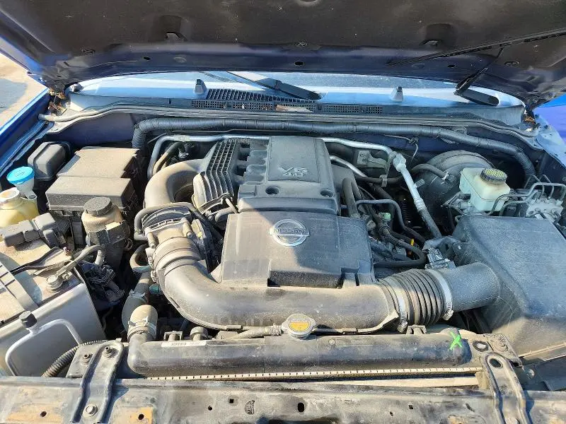 2014 NISSAN FRONTIER S  