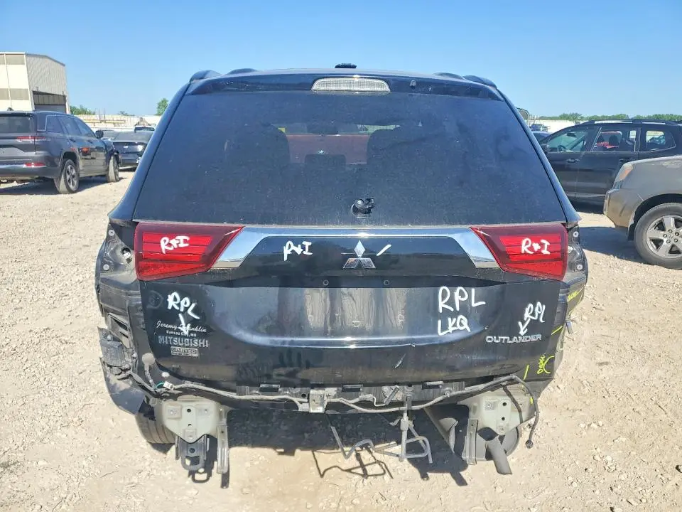 2018 MITSUBISHI OUTLANDER SE  