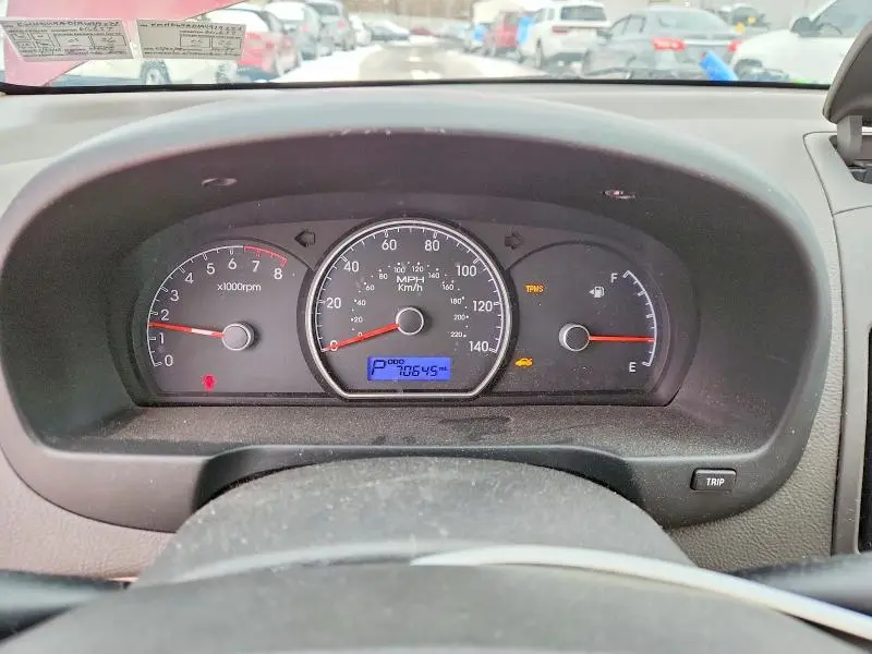 2010 HYUNDAI ELANTRA BLUE  