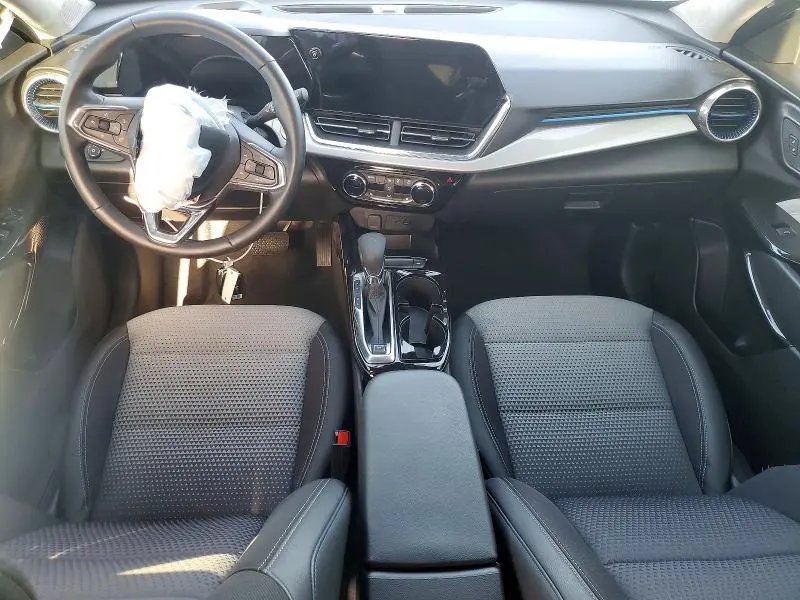 2025 CHEVROLET TRAX 1LT  