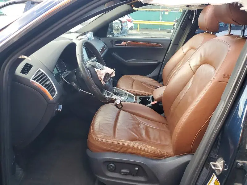 2010 AUDI Q5 PREMIUM PLUS  