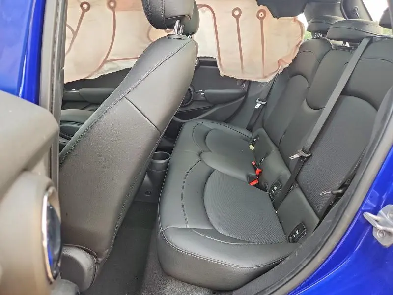 2021 MINI COOPER   