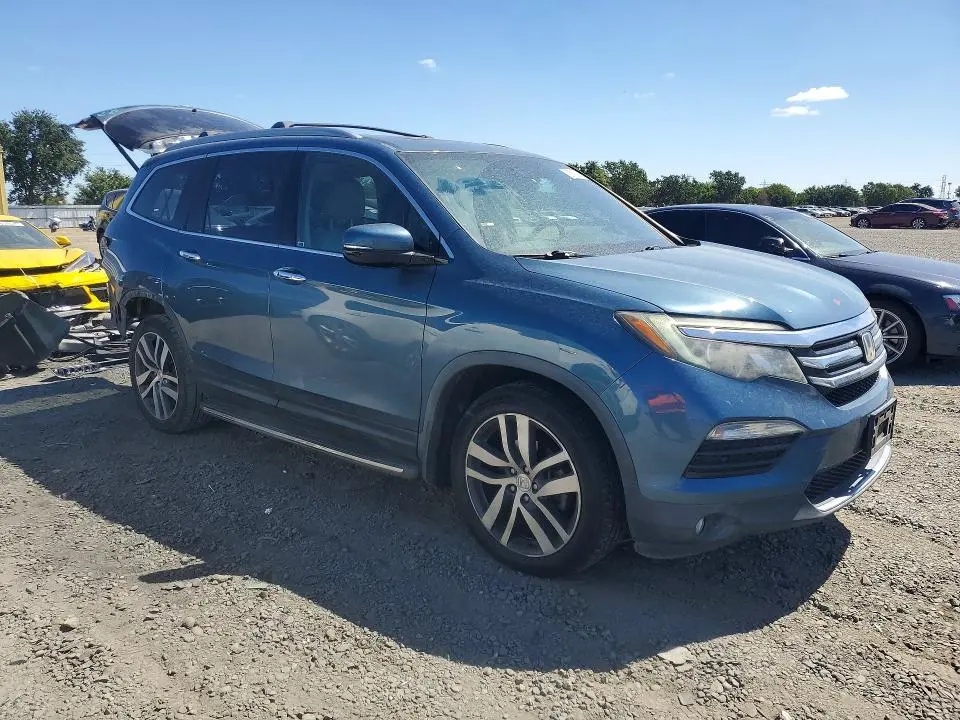 2017 HONDA PILOT ELITE  