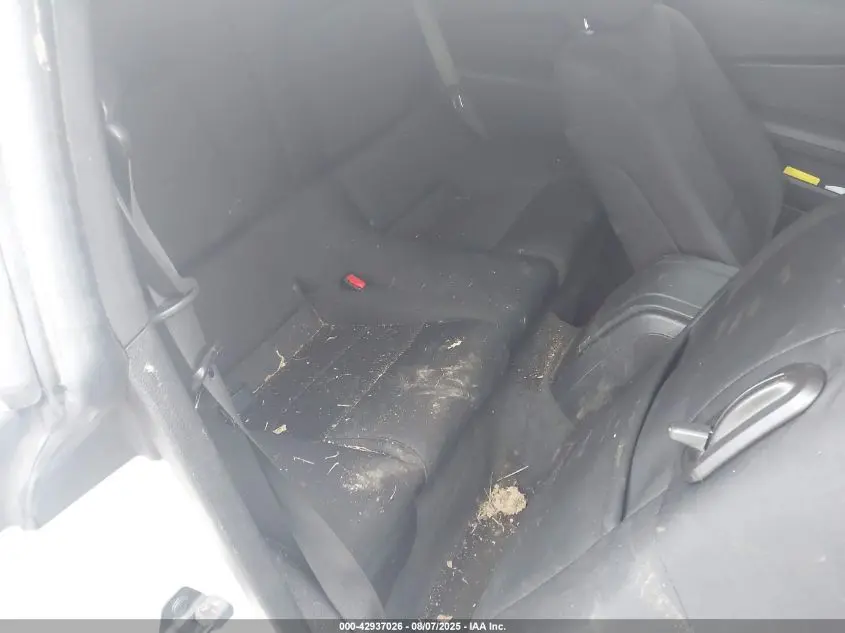 2012 FORD MUSTANG V6