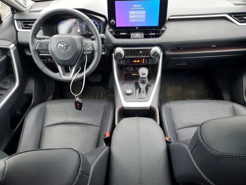 2024 TOYOTA RAV4 LIMITED  