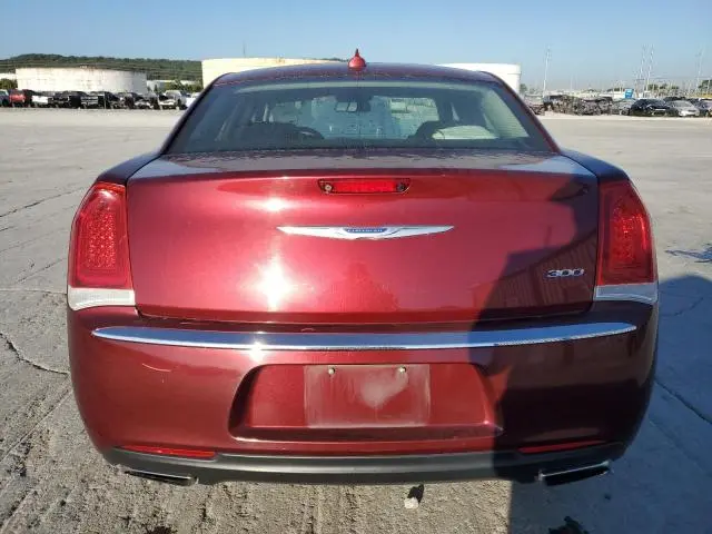 2019 CHRYSLER 300 LIMITED  