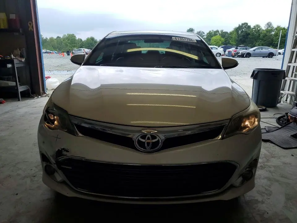 2015 TOYOTA AVALON XLE  