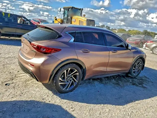 2017 INFINITI QX30 BASE  