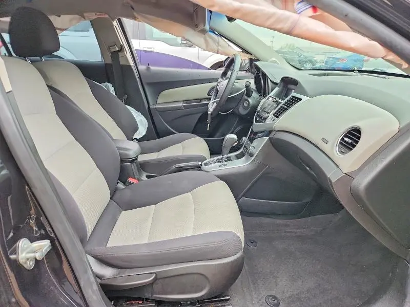 2013 CHEVROLET CRUZE LS  