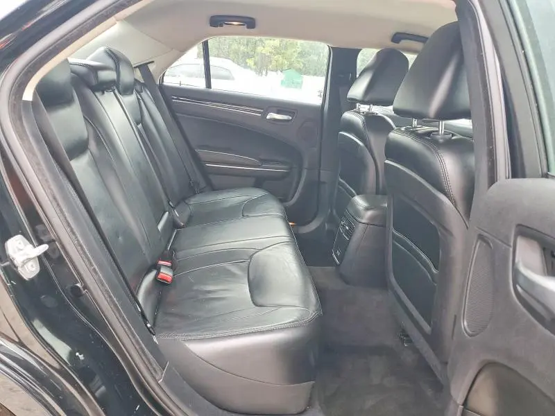 2015 CHRYSLER 300 LIMITED  