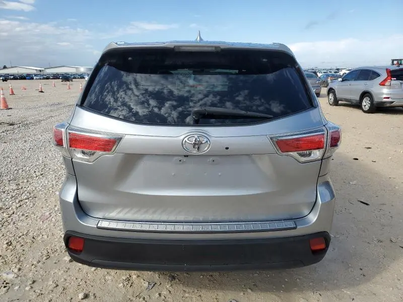 2015 TOYOTA HIGHLANDER XLE  