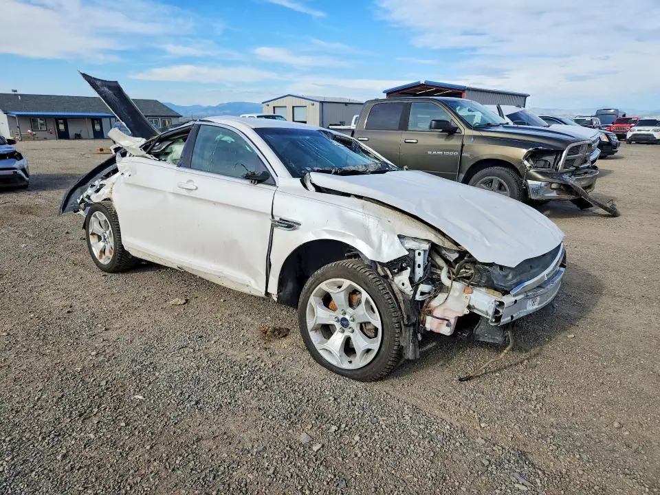 2010 FORD TAURUS SEL  