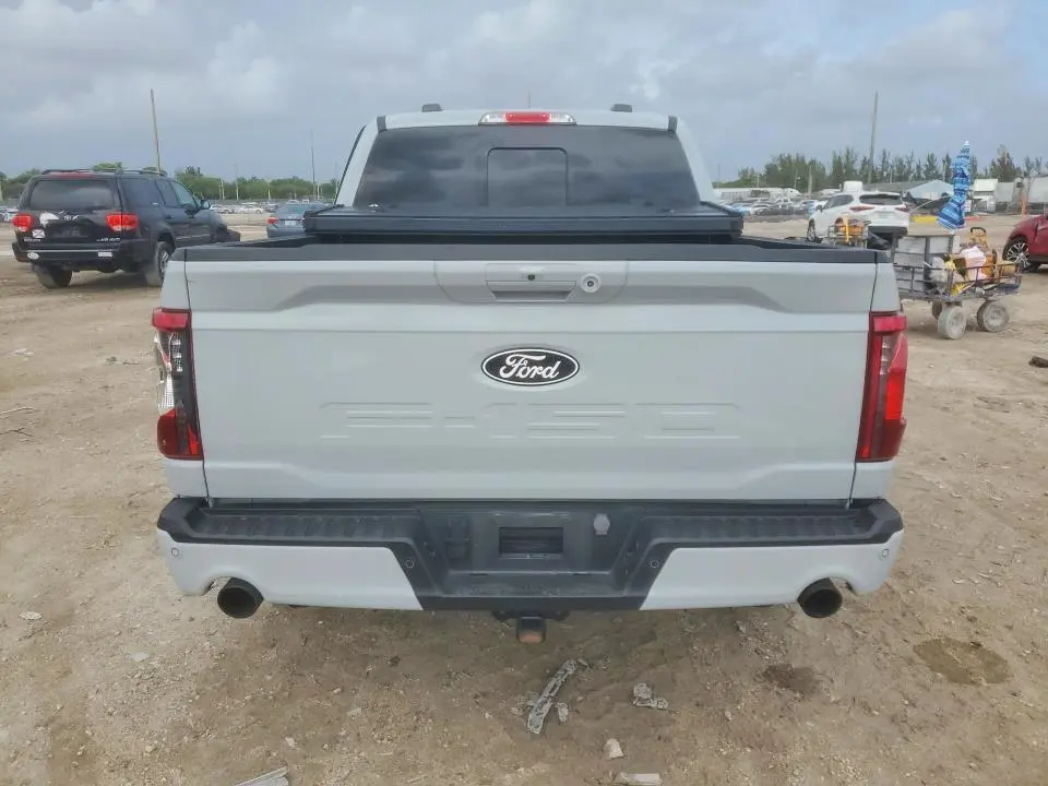 2024 FORD F150 XLT  