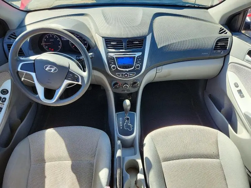 2013 HYUNDAI ACCENT GS  