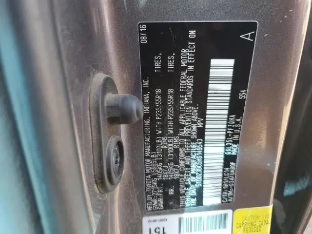 2017 TOYOTA SIENNA XLE  