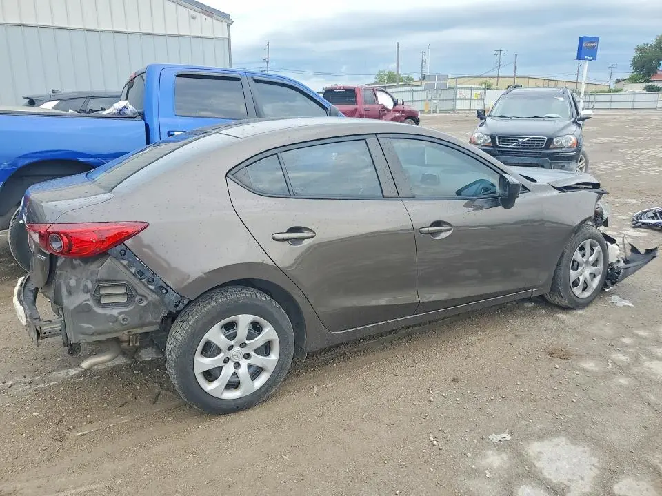 2015 MAZDA MAZDA 3   