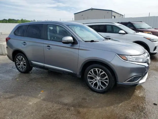 2018 MITSUBISHI OUTLANDER SE  