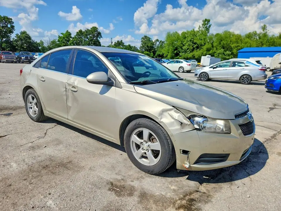 2014 CHEVROLET CRUZE LT  