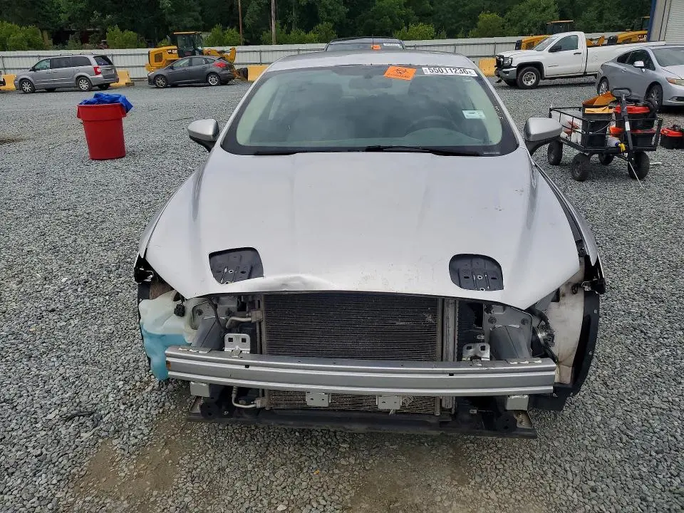 2013 FORD FUSION S  