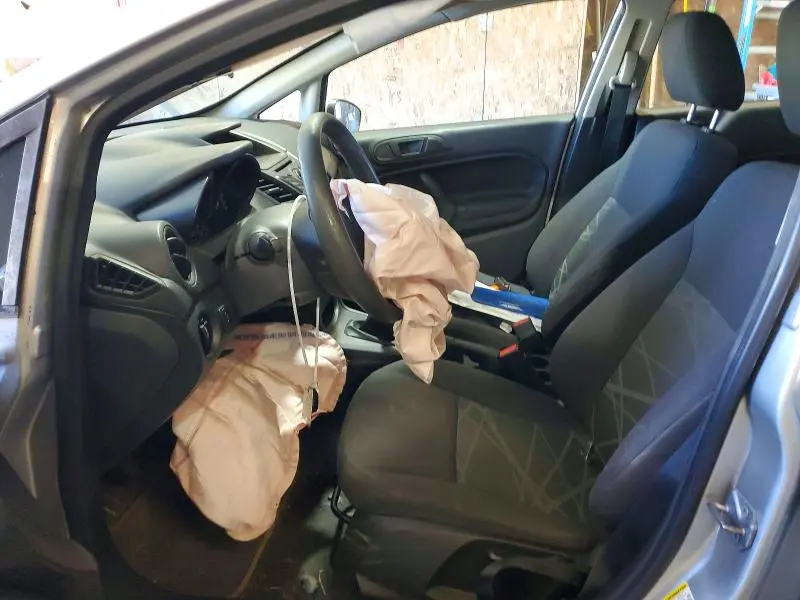 2015 FORD FIESTA S  