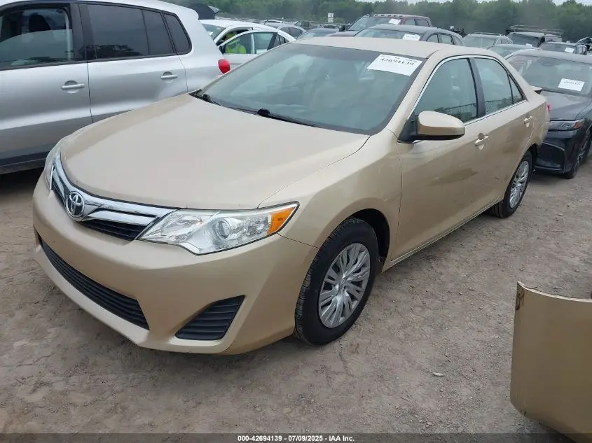 2012 TOYOTA CAMRY LE