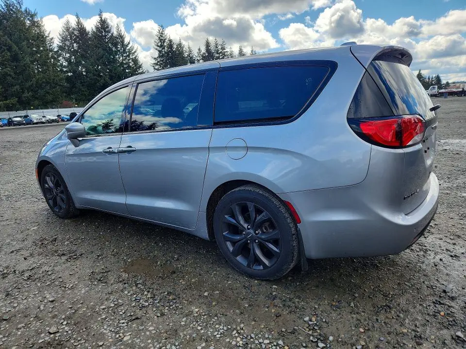 2018 CHRYSLER PACIFICA TOURING PLUS  
