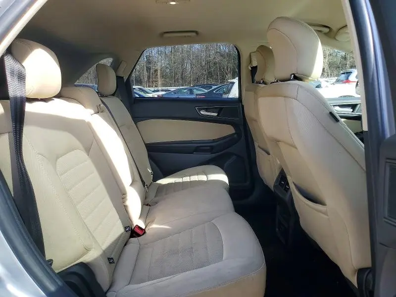 2018 FORD EDGE SE  