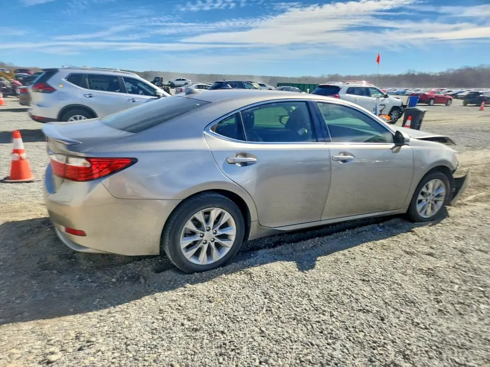 2015 LEXUS ES 300H  