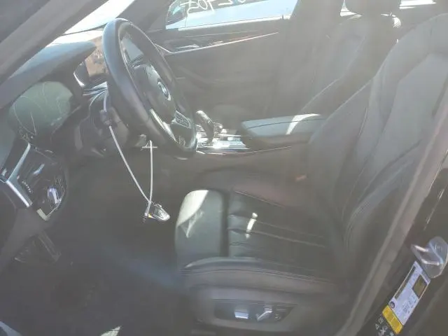 2019 BMW 530 XI  