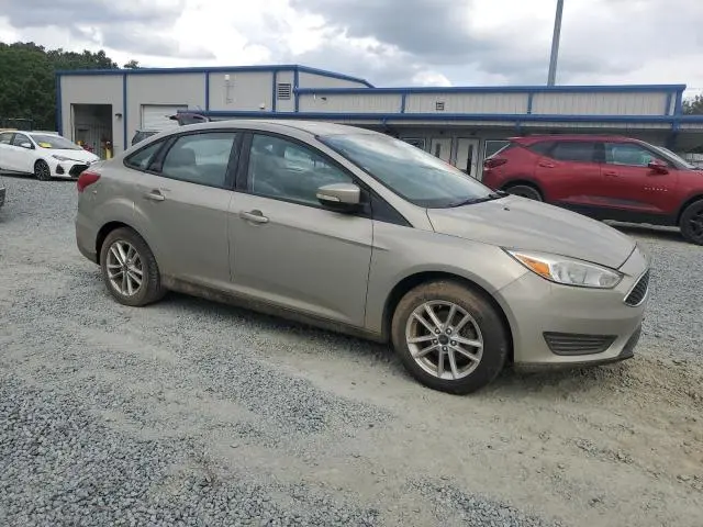 2016 FORD FOCUS SE  