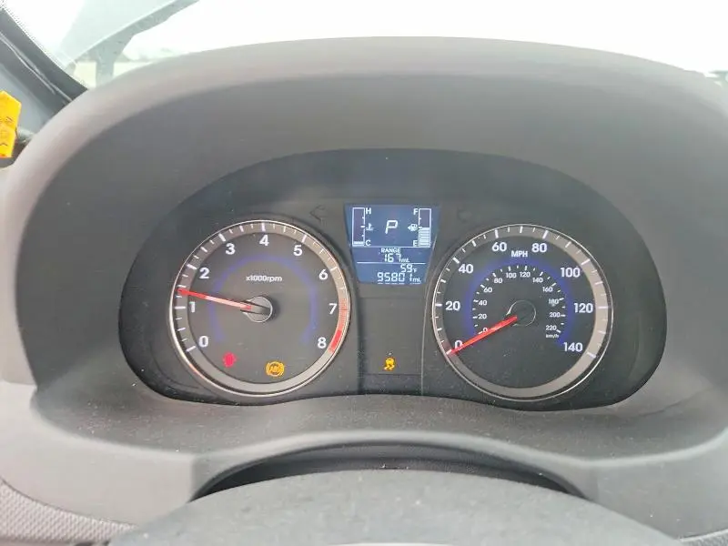 2015 HYUNDAI ACCENT GLS  