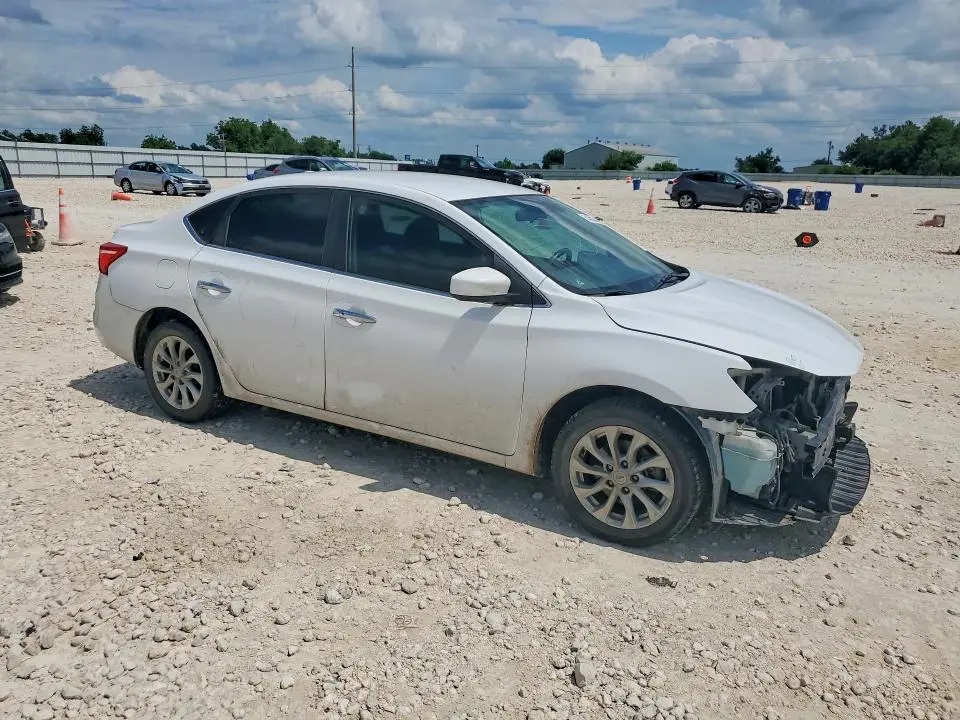 2019 NISSAN SENTRA SV  