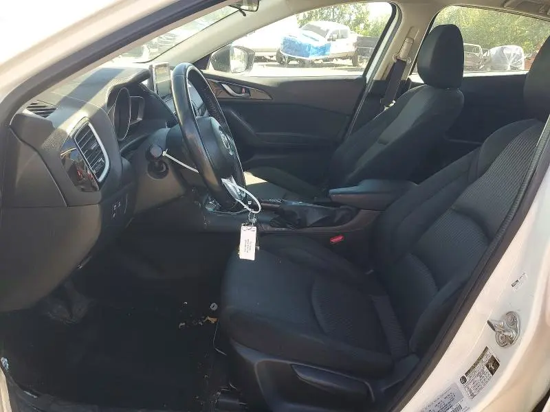 2015 MAZDA 3 TOURING  