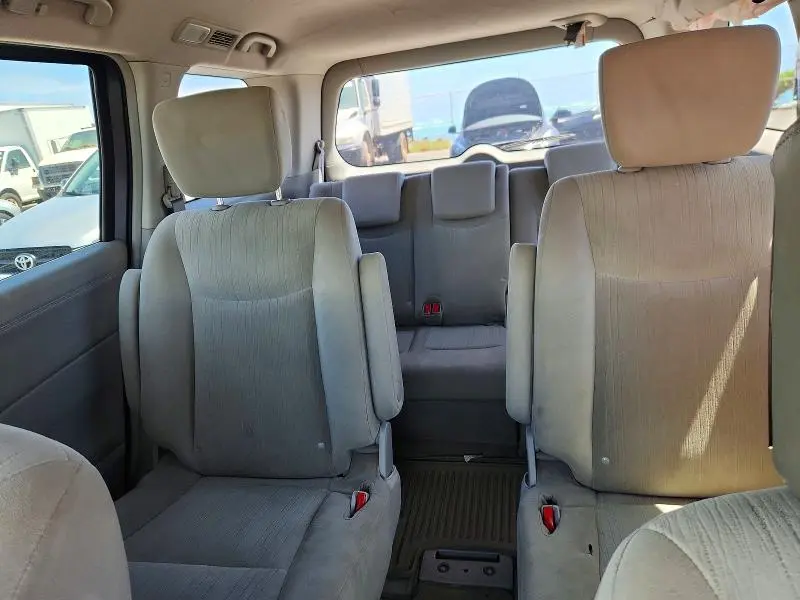 2015 NISSAN QUEST 3.5 SV  