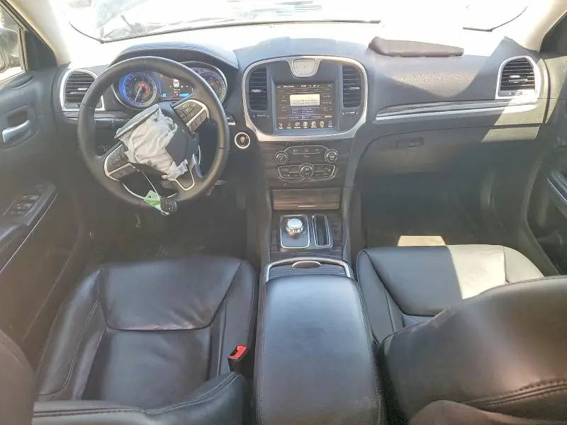 2016 CHRYSLER 300 LIMITED  